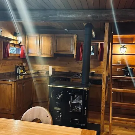 Magnifique Racard Renove Isole 10 Minutes De Marche Chalet